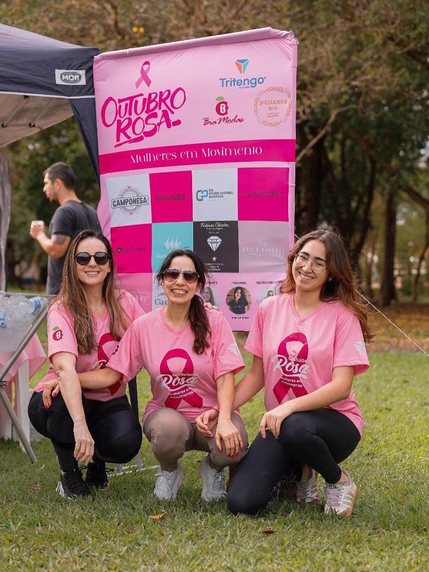 Ainda sobre o nosso evento Outubro Rosa – Mulheres em Movimento, - estamos um pouco atrasados no post 🥰, - mas sempre é momento de agradecer neh … 

Queremos registrar nossa gratidão aos profissionais e parceiros que abraçaram essa causa com a gente. 💕
Tudo foi ainda mais especial com o apoio de vocês!

@camponesa_arteemcordas 
@glauciamasson 
@espaconadiagimenez 
@bianunes_acessorios 
@psicologasilviaromano 
@tricologistadaniamarilhas 
@deza.bergamo 
@claudiapiovezana 
@fabianaa_.oliveira 
@drpedrogabrielosteopatia 
nayara_conte 
@personalpamferreira 
@julia_micaeli 
@danieleronaldo 

📸 @_leonardleon 

Cada brinde, cada gesto e cada contribuição ajudaram a fortalecer essa campanha e a espalhar conscientização de forma leve, acolhedora e cheia de significado.

Nosso muito obrigado a todas as apoiadoras que dedicaram seu tempo, talento e carinho para tornar esse momento inesquecível. 🌸

E que venham os próximos eventos! 💗