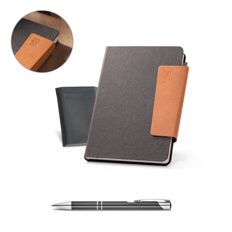 66205-TAGORE A5. Agenda A5 em pele (58% reciclada)