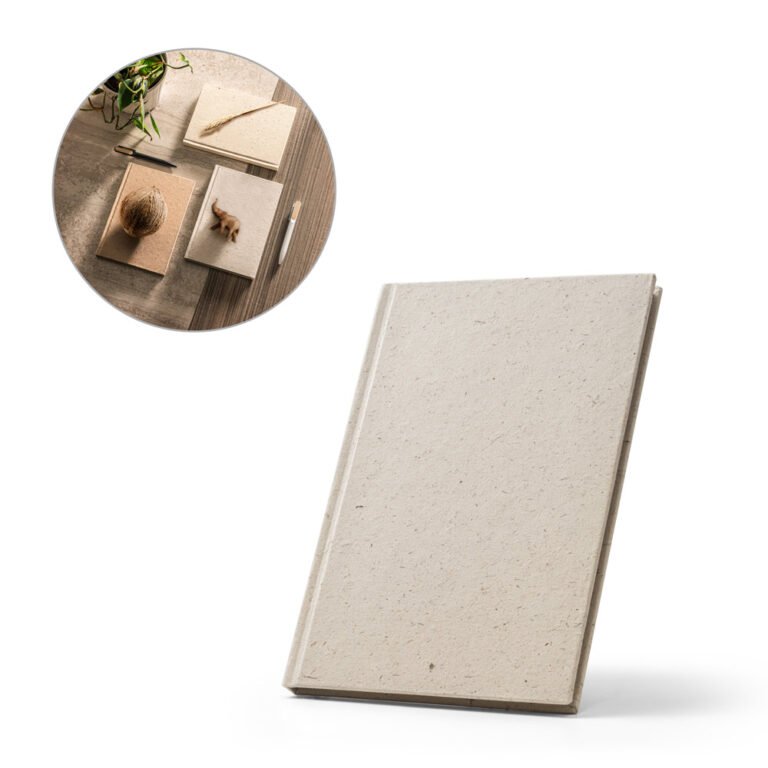 93587-TUSKS. Caderno A5 em matéria orgânica de elefante (95%) e algodão de trapo (5%) com páginas pautadas reciclado